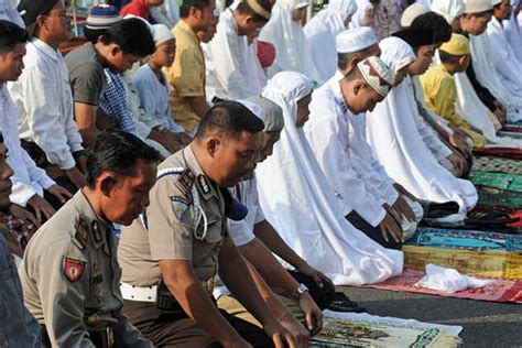 indonesia religion politics